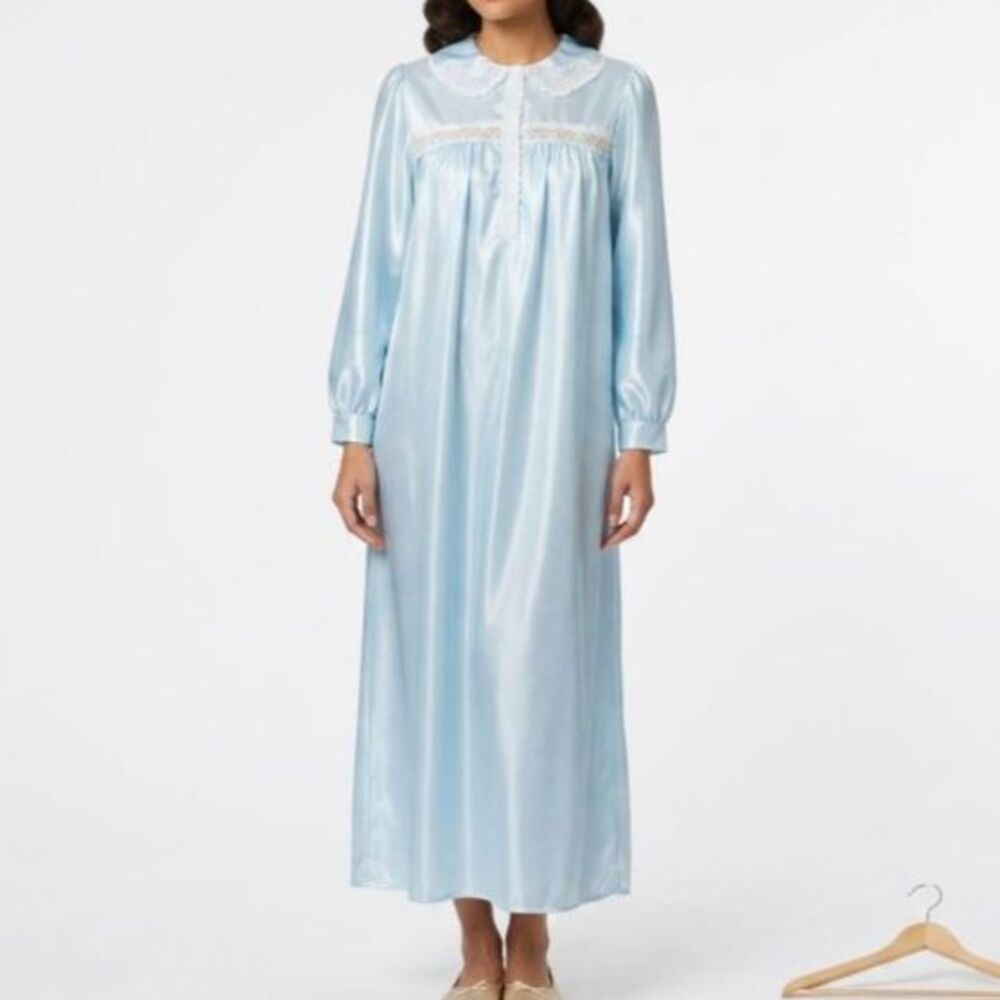 VTG Heather Lane Aqua Blue Satin Lace Trim Flannel Lined Nightgown Size M/L